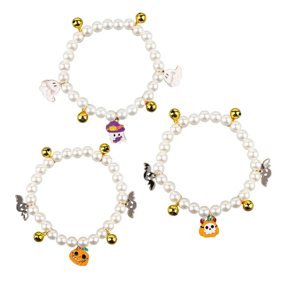 Simulated pearl pet necklace decoration with Halloween pumpkin designs for cats and small dogs