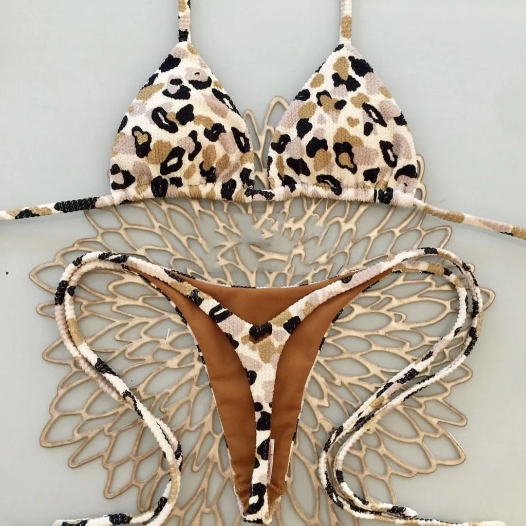 Women's printed bikini swimsuit with cotton lining in brief style for swimming sports