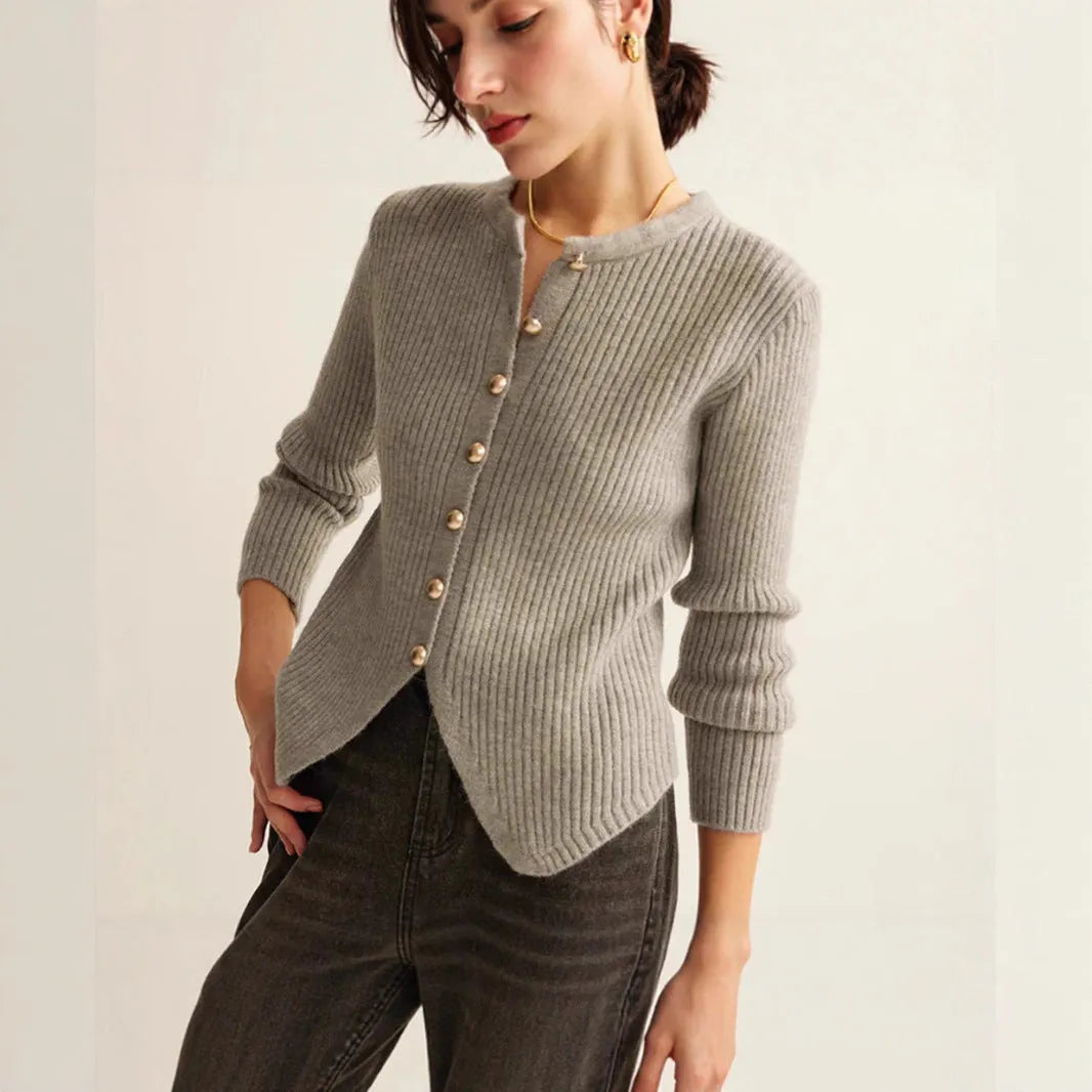 Silver and red yuan collar loose fit polyester cardigan for autumn winter wear.