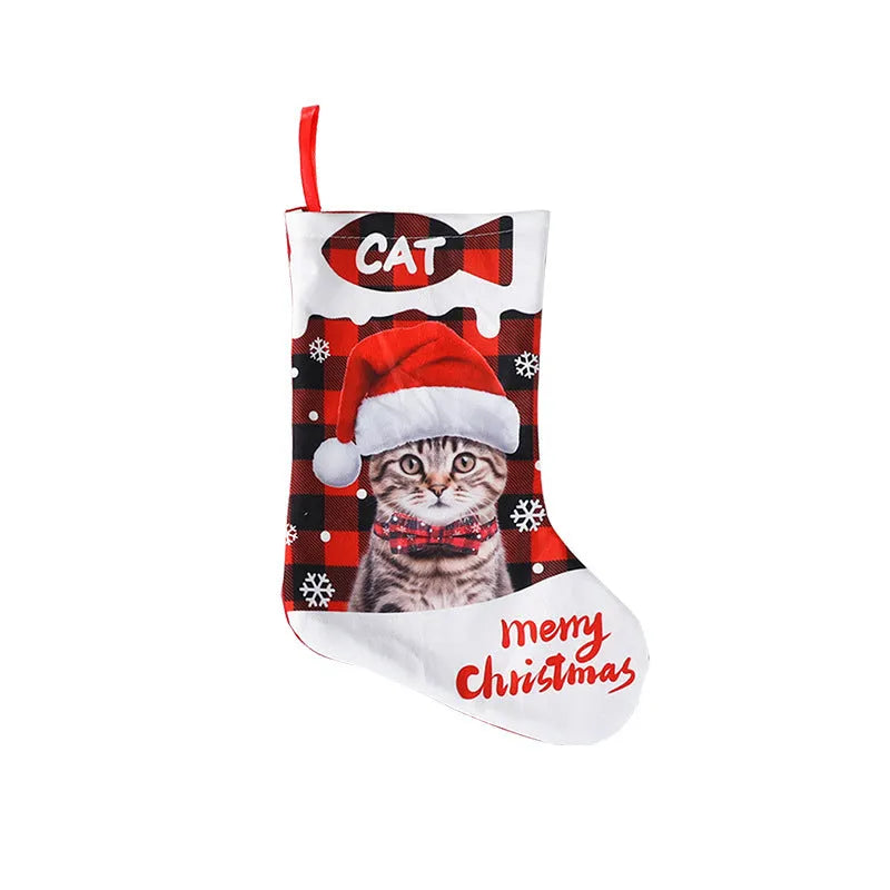 Cloth Christmas decoration with printed puppy or cat design in plaid pattern measuring 26x36cm