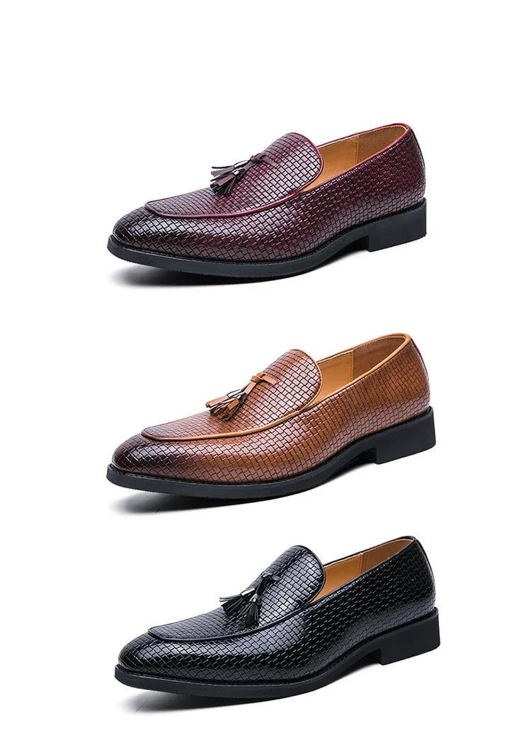 Men's black pointed toe slip on shoes with tassel decoration
