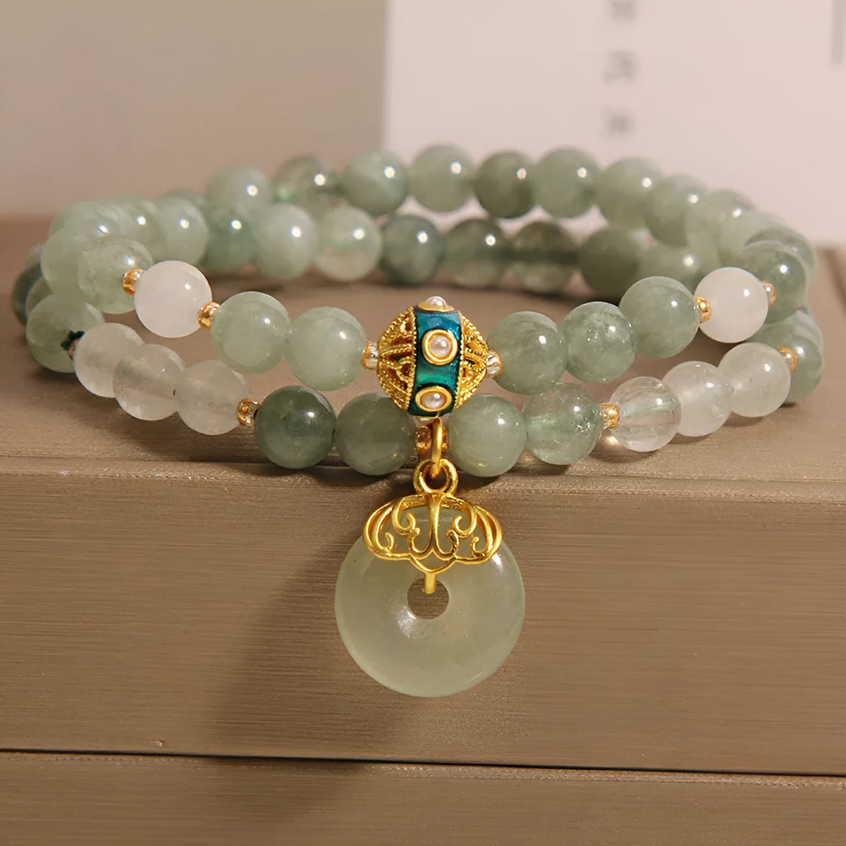 Women's double-layer aventurine jade bracelet with crystal rhinestones and safety buckle clasp
