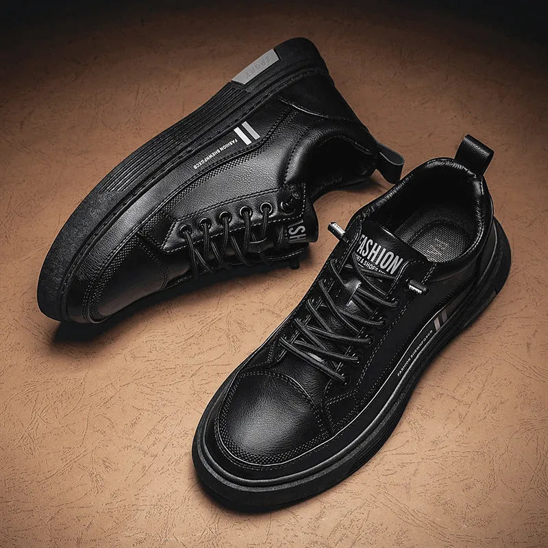Men's black and white microfiber skateboard shoes with elastic band fastening and rubber soles