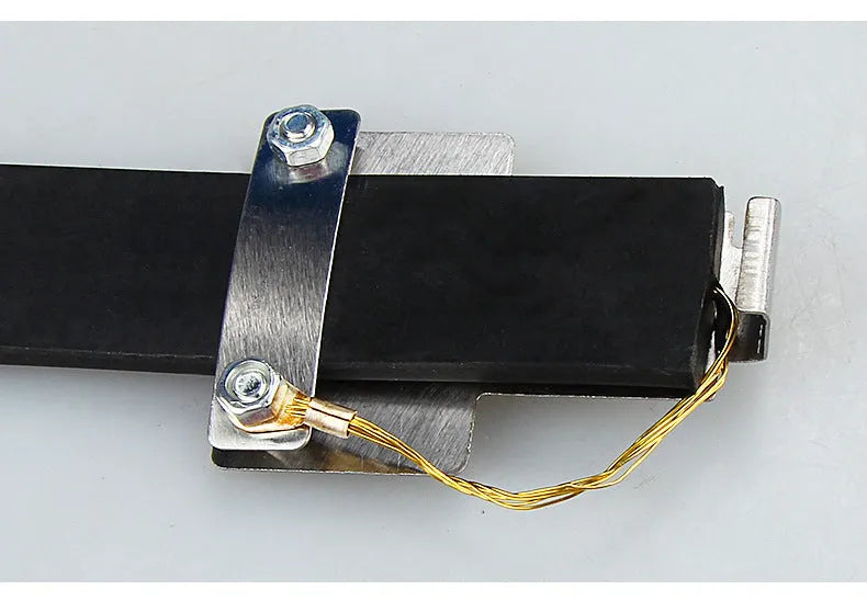 Black rubber car electrostatic belt with copper wire grounding chain, 370mm length for SUV and saloon vehicles