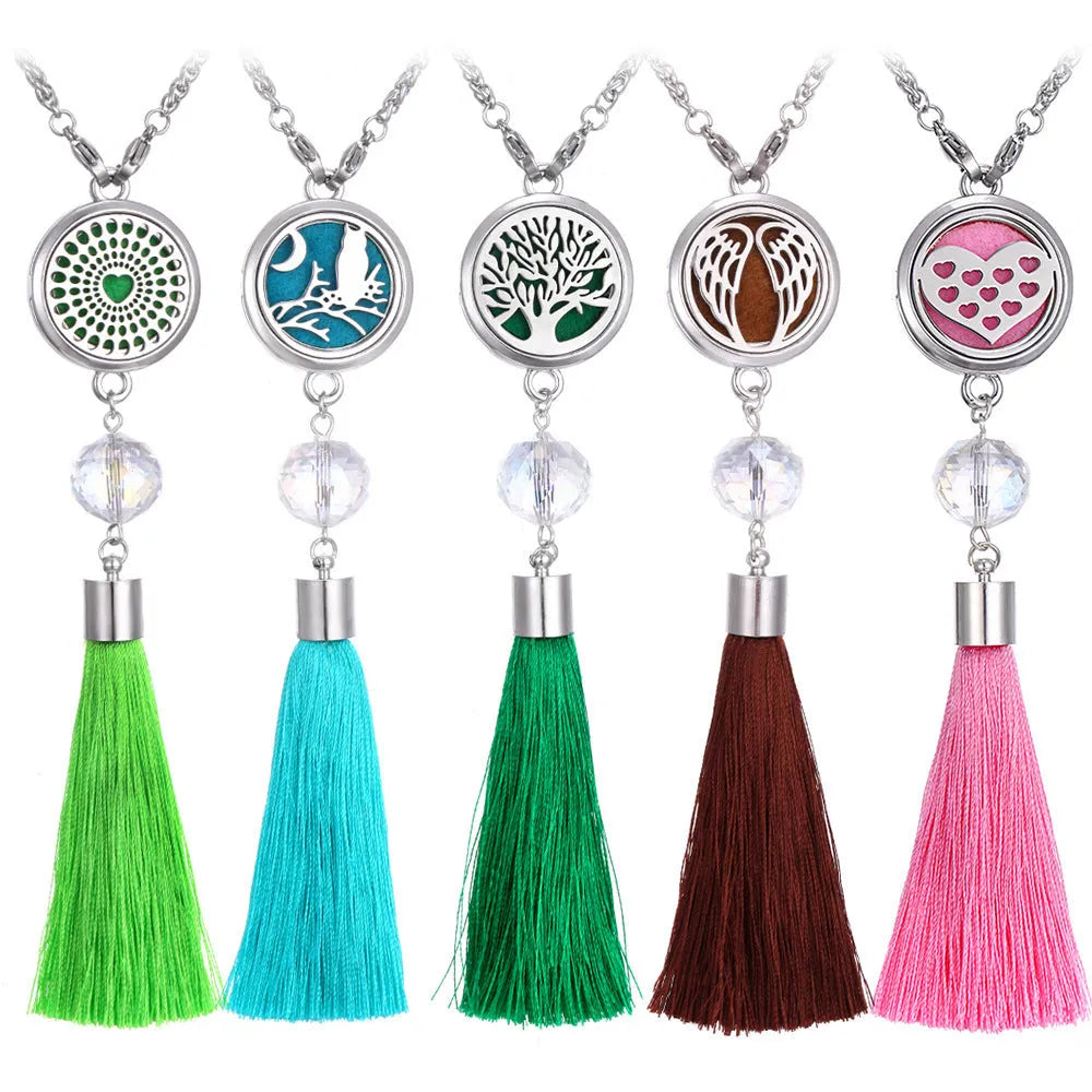 Alloy tassel car fragrance pendant with chain and cotton wicks for vehicle aromatherapy