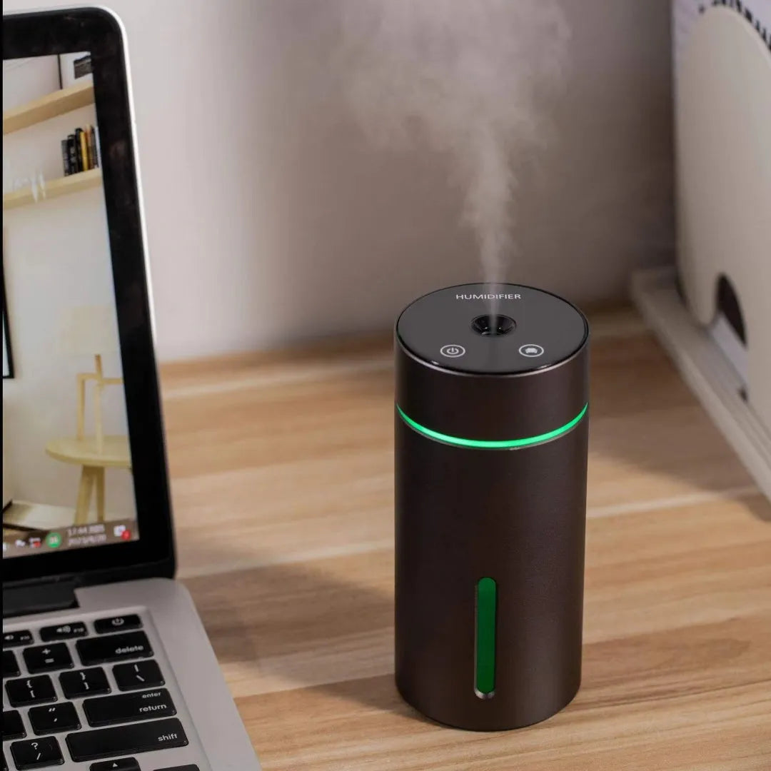 Aluminium car humidifier with essential oil diffuser function, 260ml capacity, USB powered
