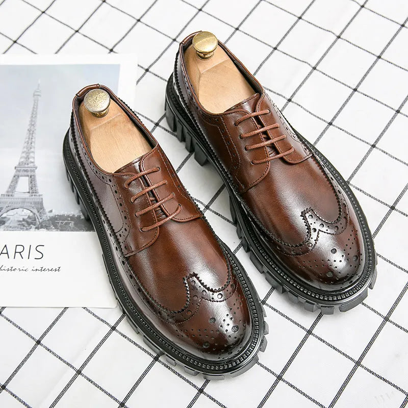 Men's black and brown brogue leather shoes with round toe and artificial PU construction