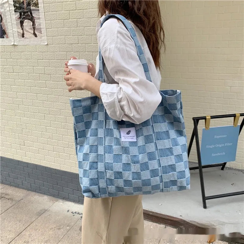 Women's Oxford cloth shoulder bag with three-dimensional pocket in multiple colour options