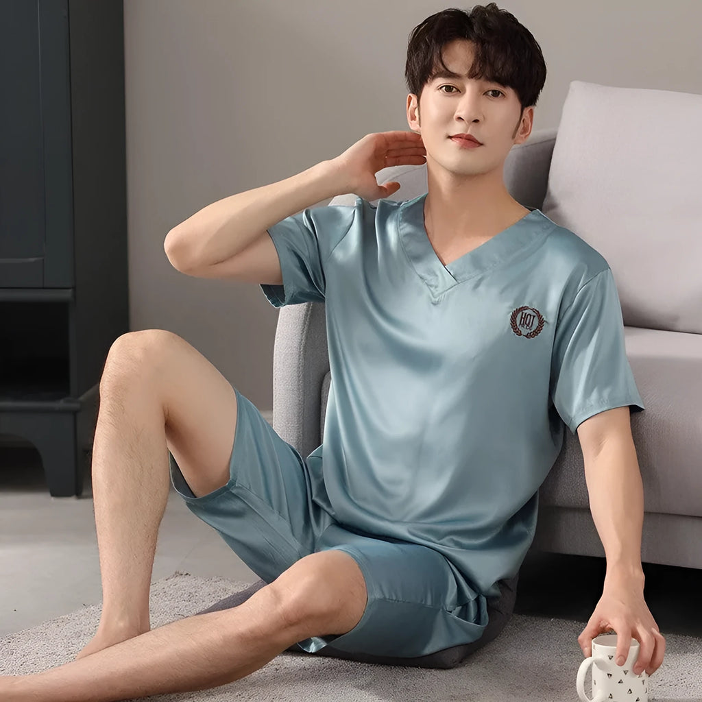 Men's loose-fitting ice silk pyjama set with short-sleeved shirt and shorts in various colours