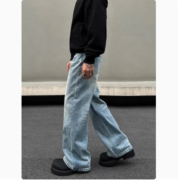 Men's blue retro straight jeans with whisker washing and a medium-high waist