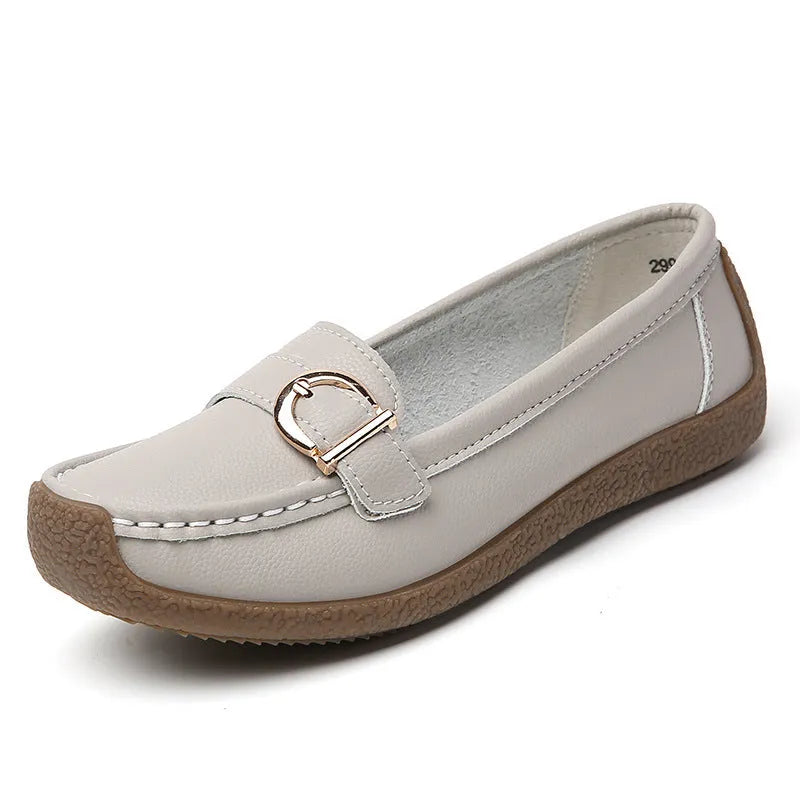 Women's casual loafers in artificial PU leather with round toe and beef tendon sole.