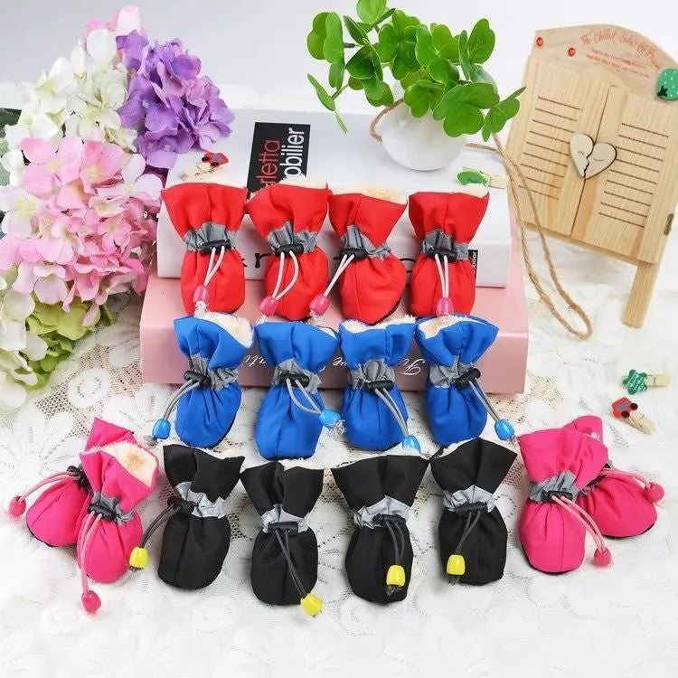 Four-season cloth dog shoes with soft soles and decorative monkey patterns