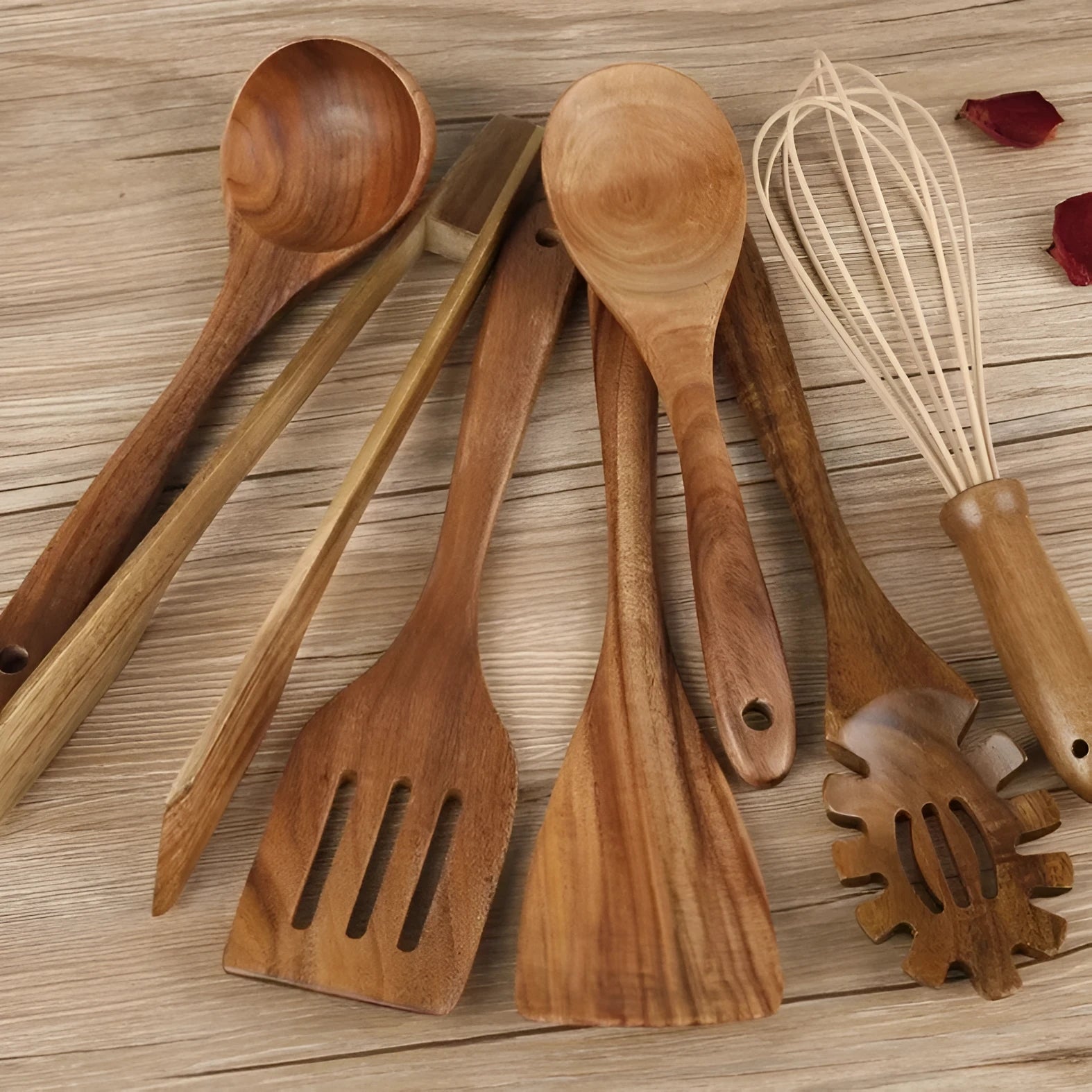 Seven-piece wooden cooking utensil set with spoon and shovel items for non-stick pans