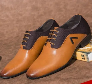 Men's black Oxford shoes with a low-cut PU leather upper and rubber sole on a white background