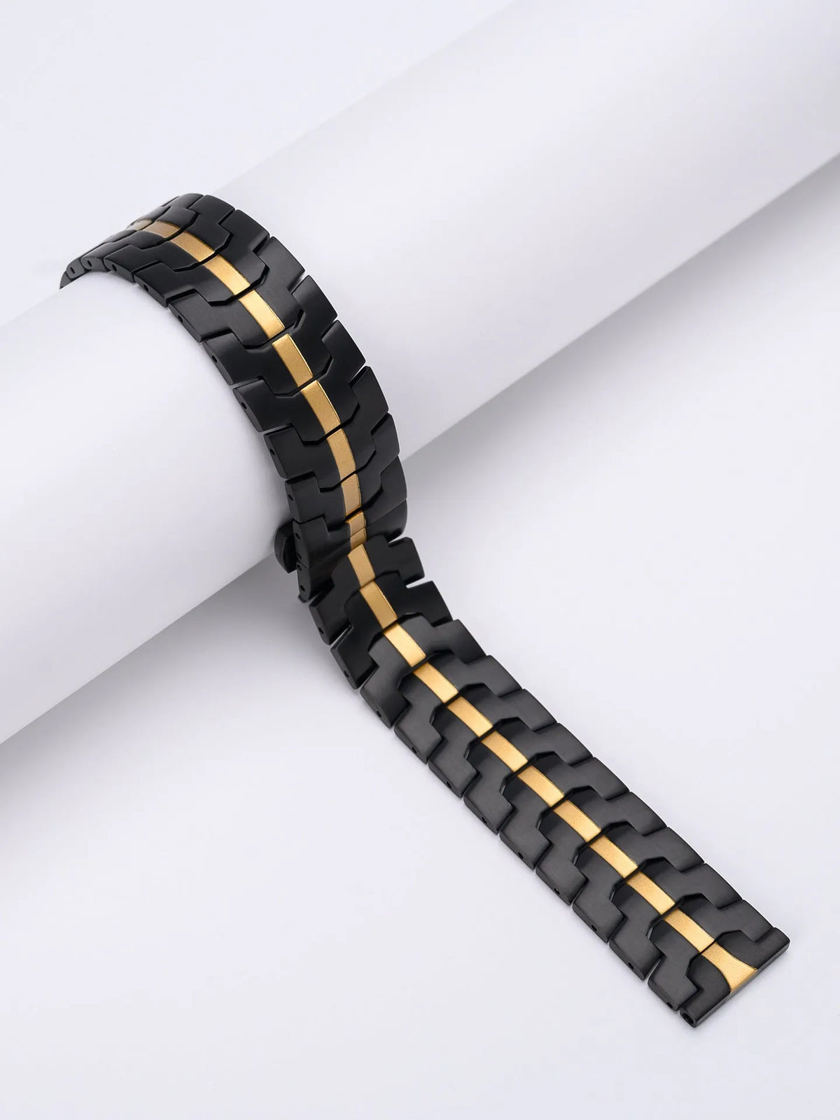 Stainless steel watch band for Samsung Galaxy Watch 7, 6, 5 in silver, black, blue and other colour options