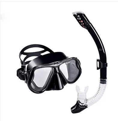 Black diving goggles with anti-fog lens, PC frame, and a silicone mouthpiece and strap for snorkelling.