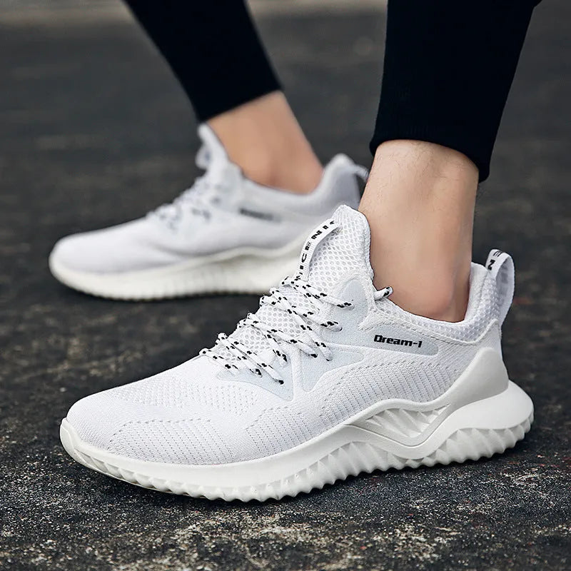 Men's low-cut breathable running shoes with mesh upper and front strap closure.