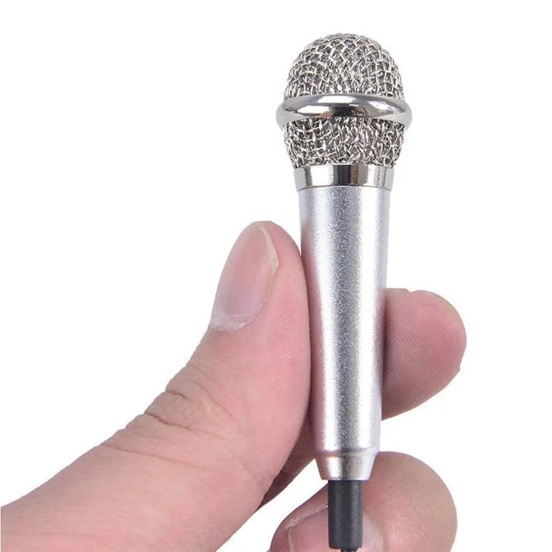 Blue, Gold, Red, and Silver coloured T3 mini condenser wired microphone with 3.5mm jack for Android phones.