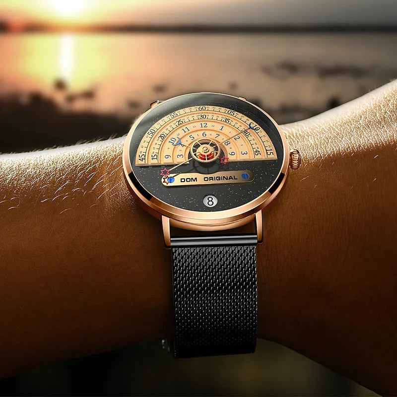 Men's gold and silver quartz wristwatch with 40mm round dial showing 24-hour indication and stainless steel strap