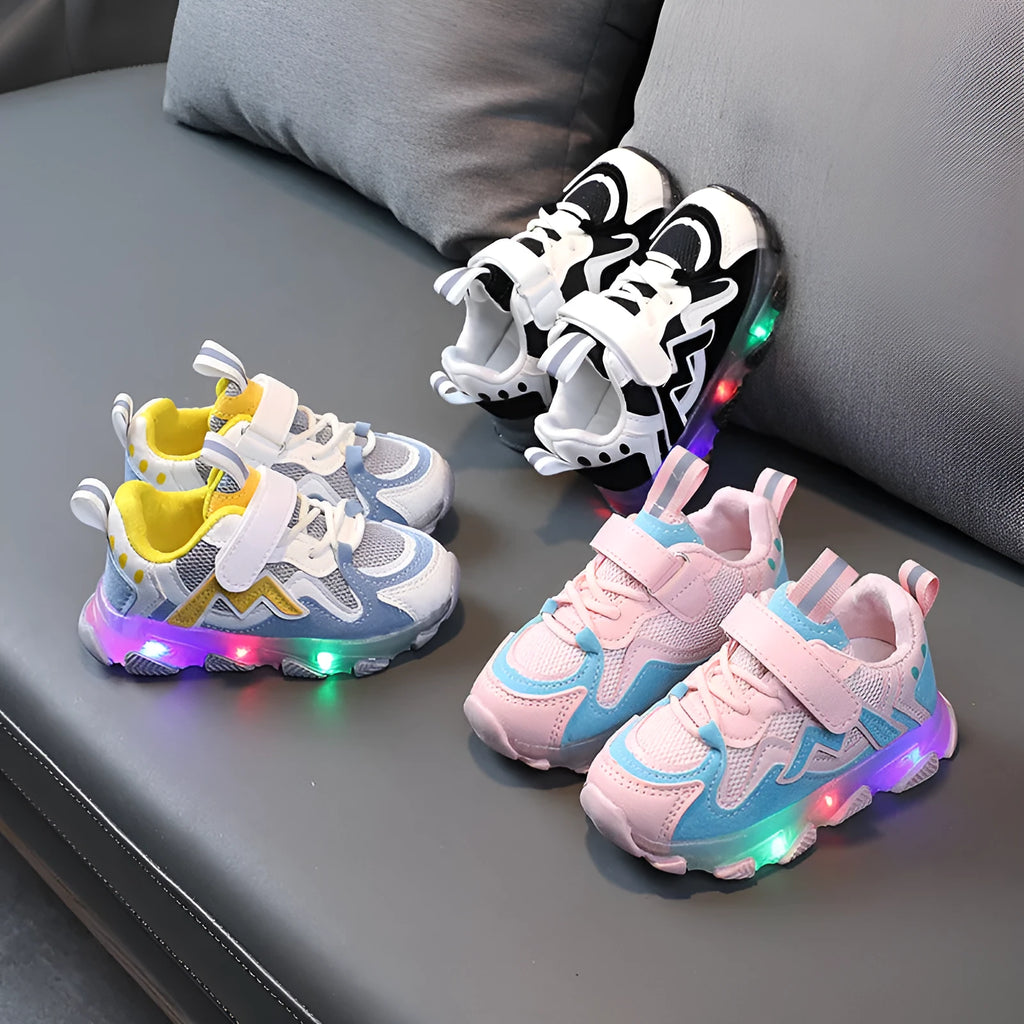 Children's breathable mesh sneakers with Velcro fastening in black, pink, and grey colour options
