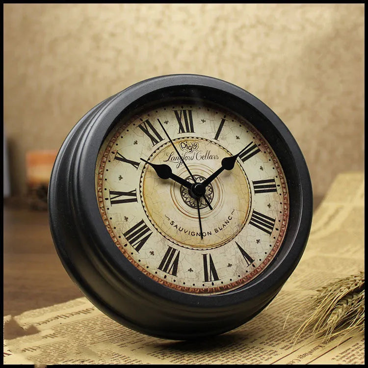 Round European retro desk clock with 6-inch diameter and silent alarm function