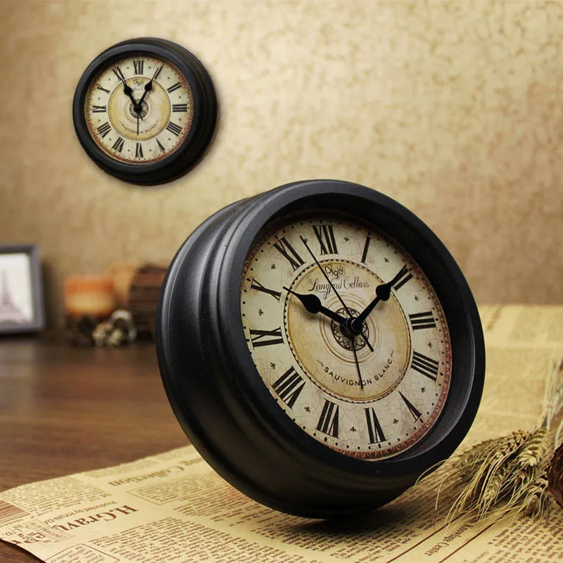 Round European retro desk clock with 6-inch diameter and silent alarm function