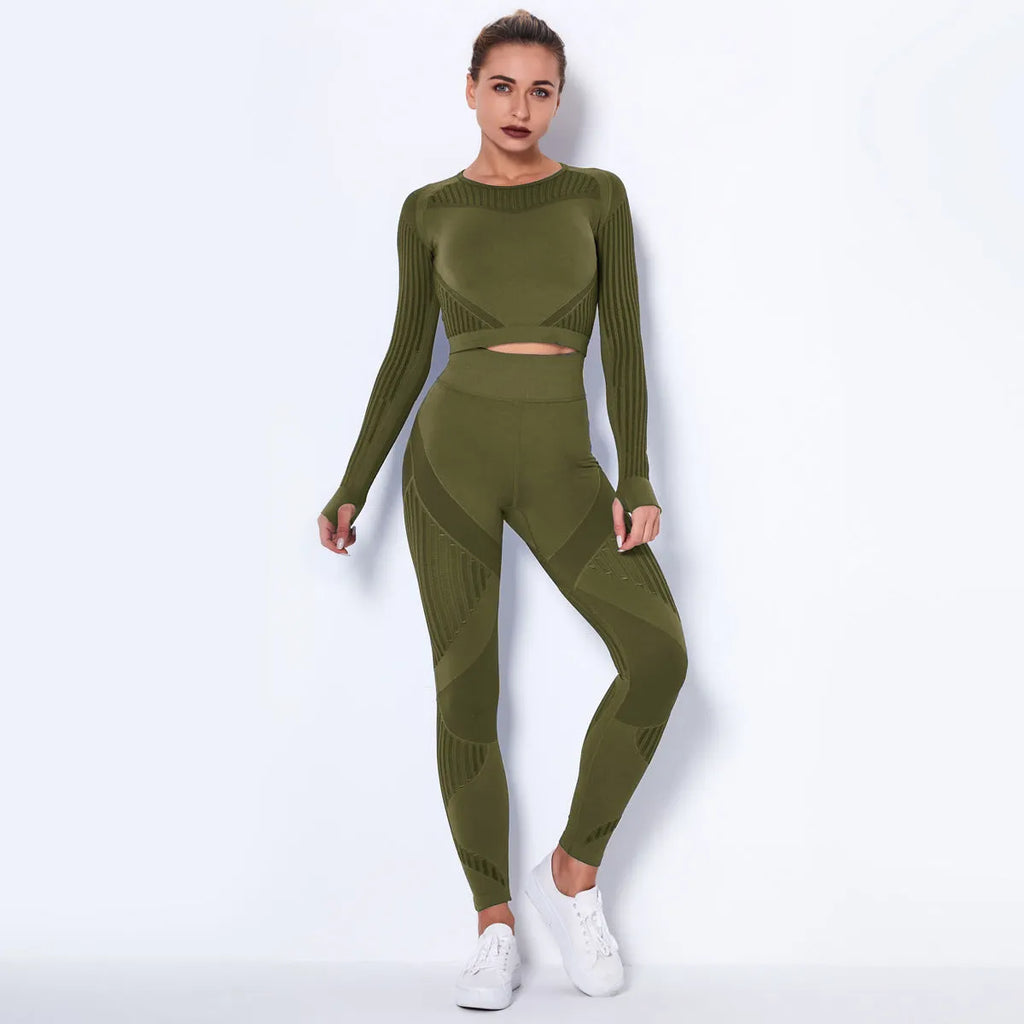 Ethkafi women's seamless long-sleeved yoga wearsuit in a striped pattern.