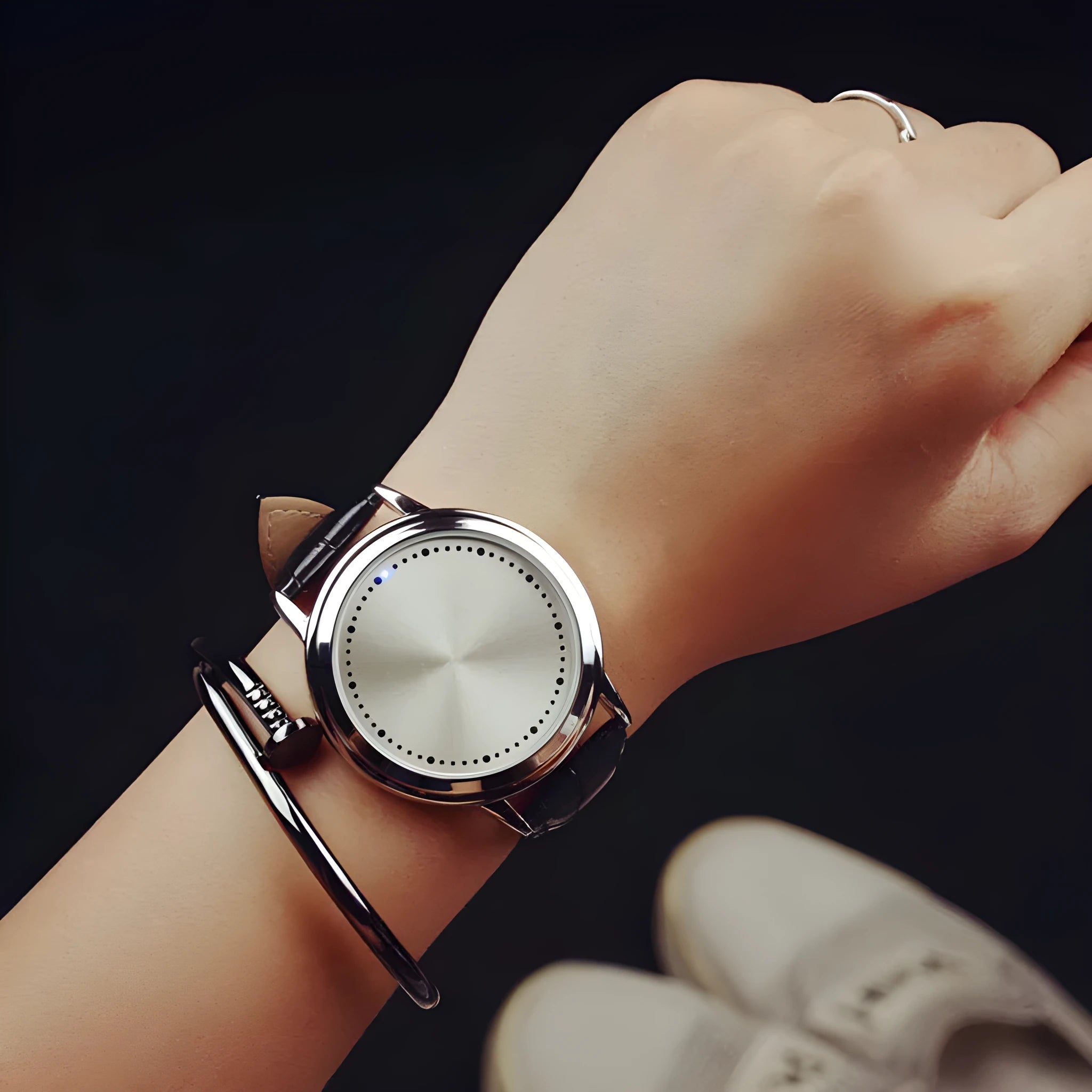 Electronic digital watch with blue light display in black or white colour for casual everyday wear