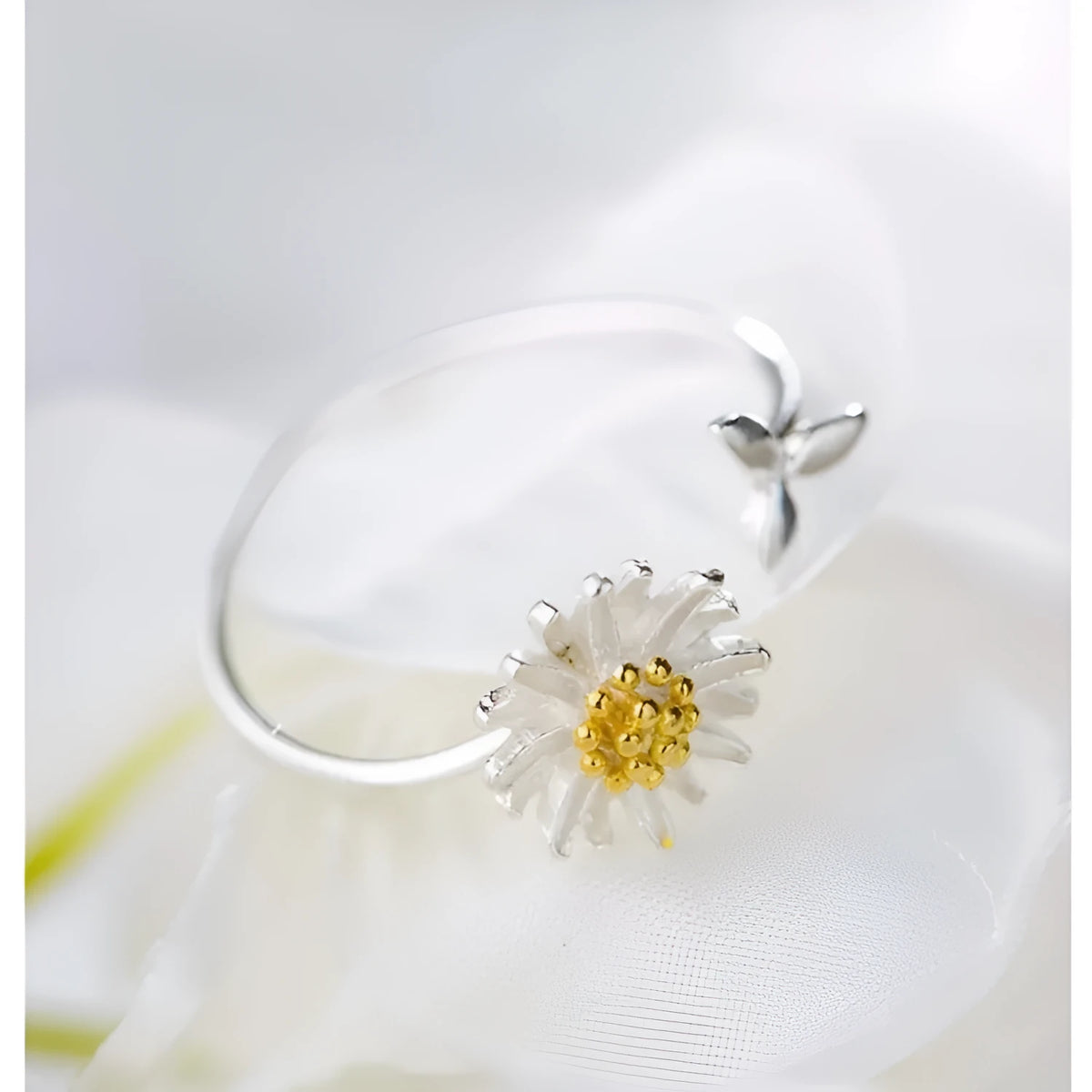 925 sterling silver adjustable sunflower ring for women in silver colour with open band