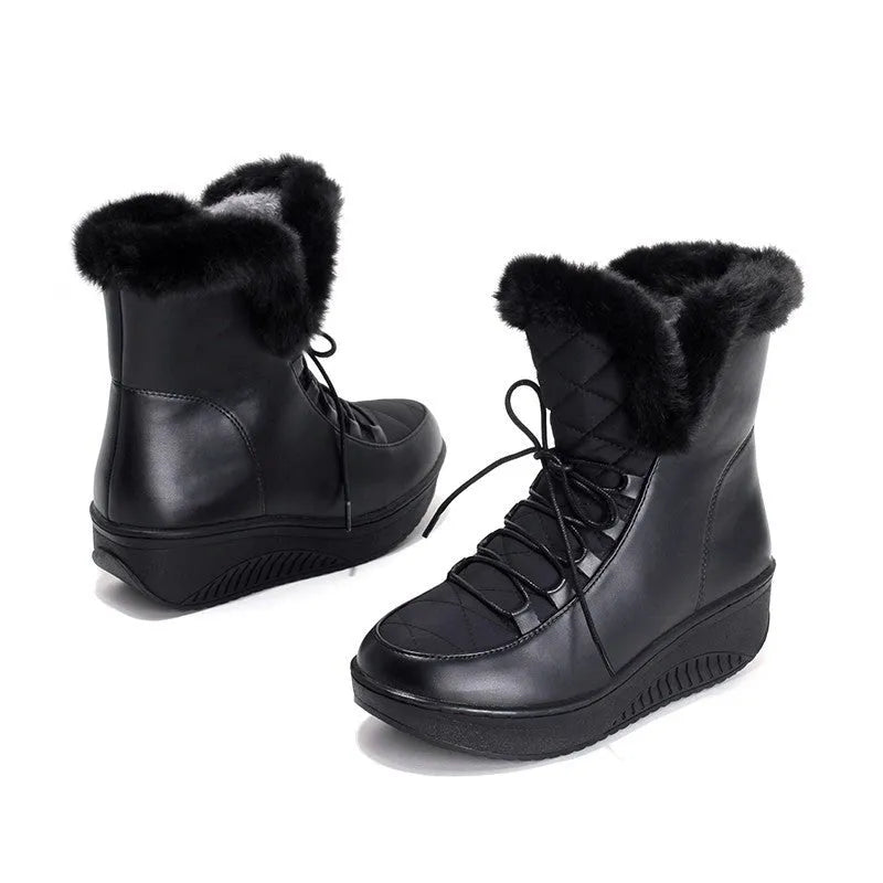 Women's black and white winter boots with 3cm platform, plush lining, and lace-up closure