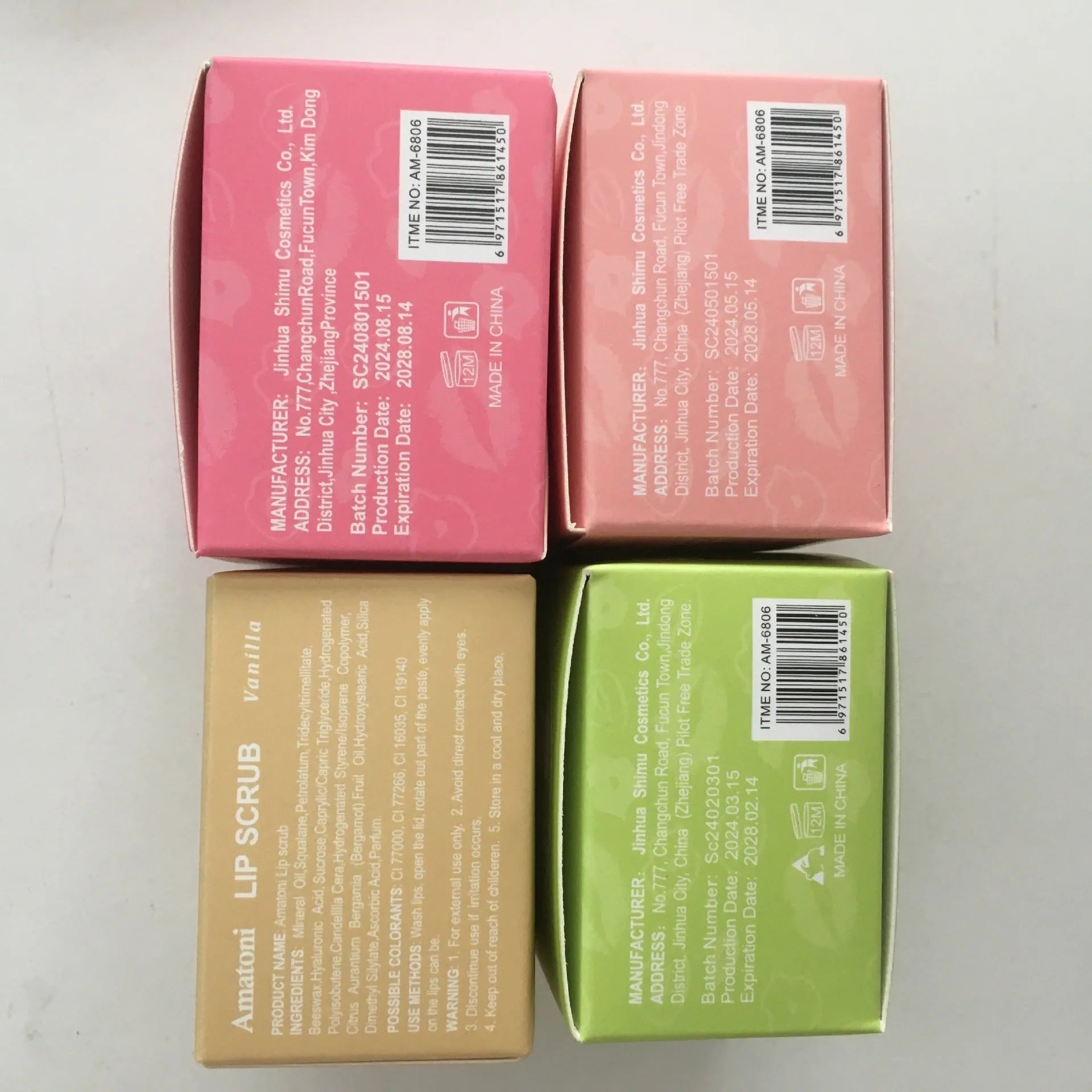 Amatoni 30g pot of fruit flavour lip scrub cream for exfoliating and moisturising lips.