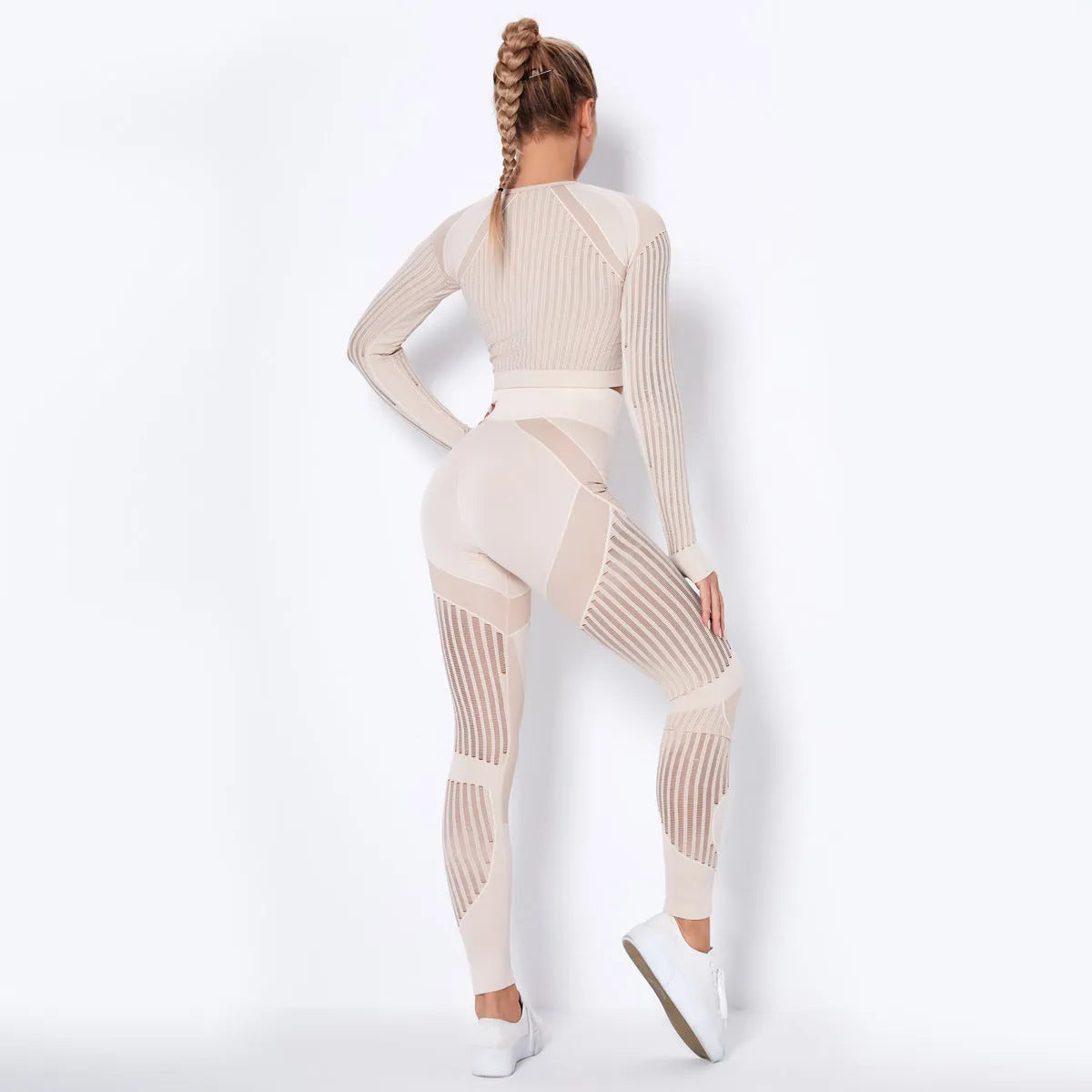 Ethkafi women's seamless long-sleeved yoga wearsuit in a striped pattern.