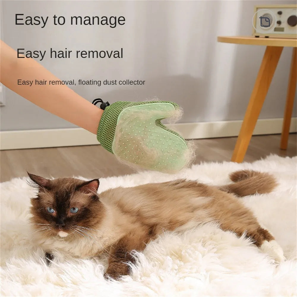 Right-hand pet grooming glove for removing dog and cat hair from coats and household fabrics.