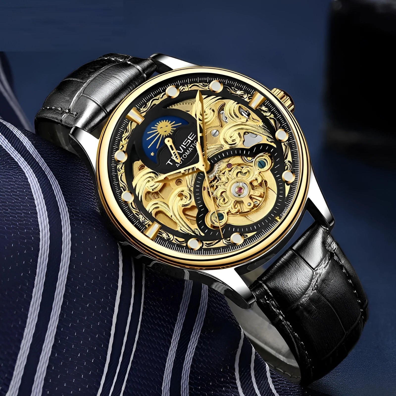 Men's automatic mechanical watch with leather strap in gold colour, business style design
