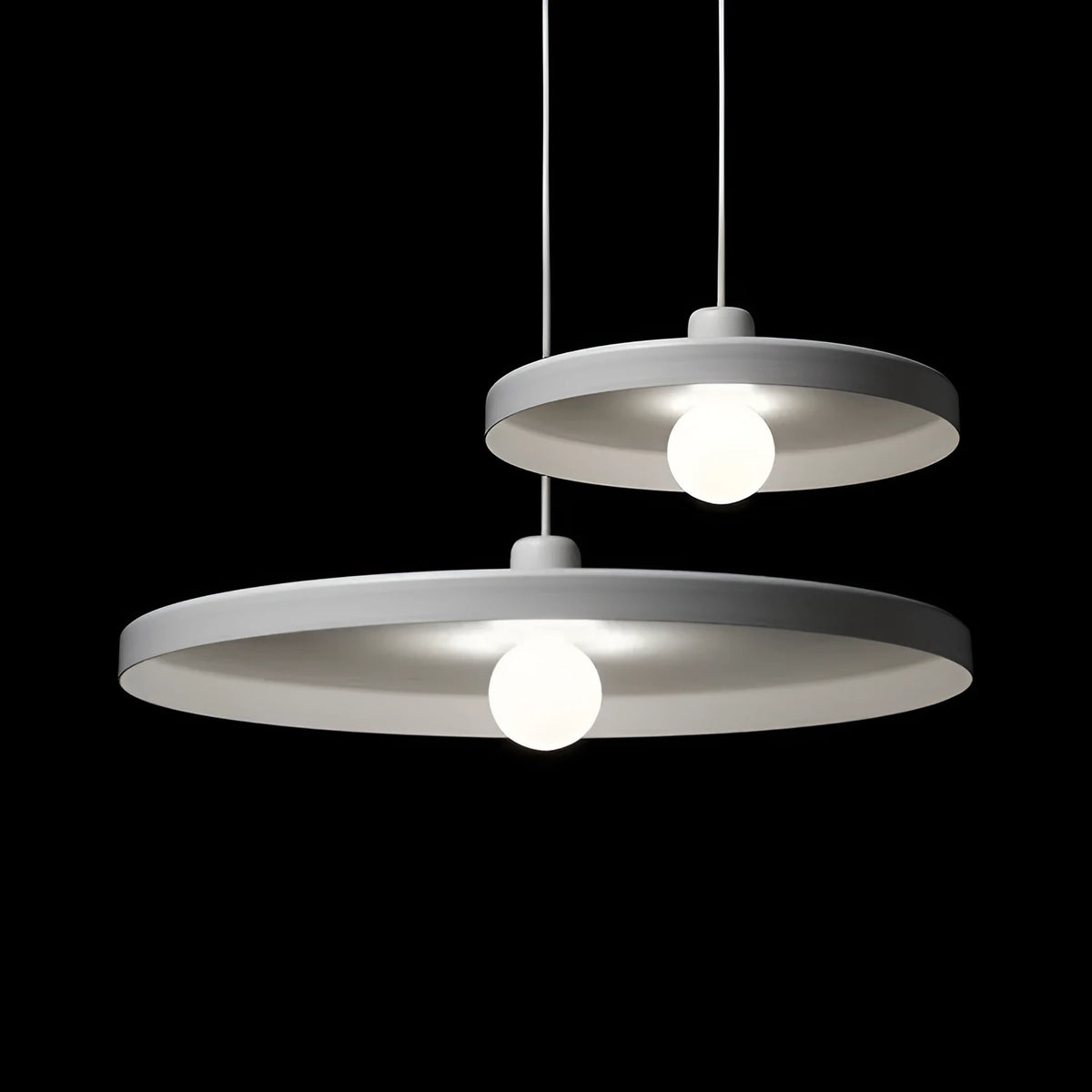 Aluminium alloy coffee shop chandelier in black or white with 35cm, 50cm, or 60cm diameter