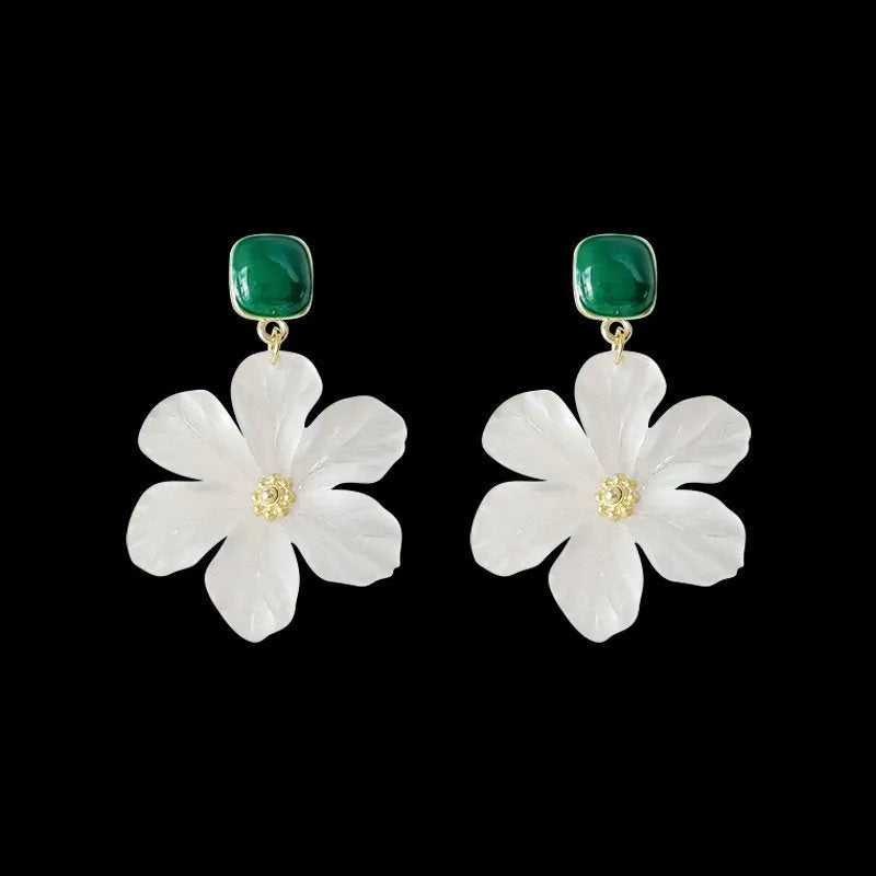 Sterling silver needle flowers earrings with dark green colour accents on alloy base