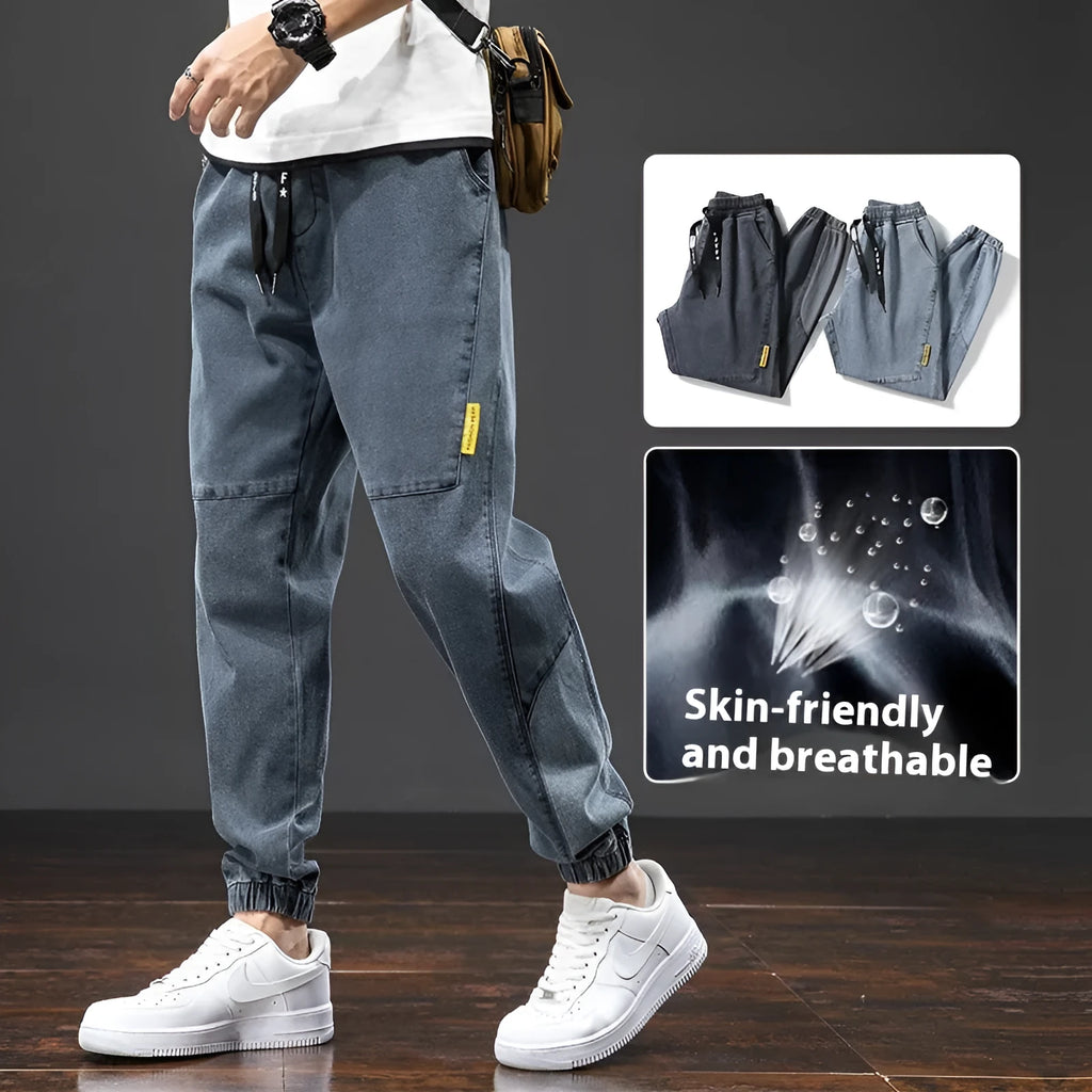Men's loose cargo casual jeans with straight leg design and micro-elastic cotton fabric