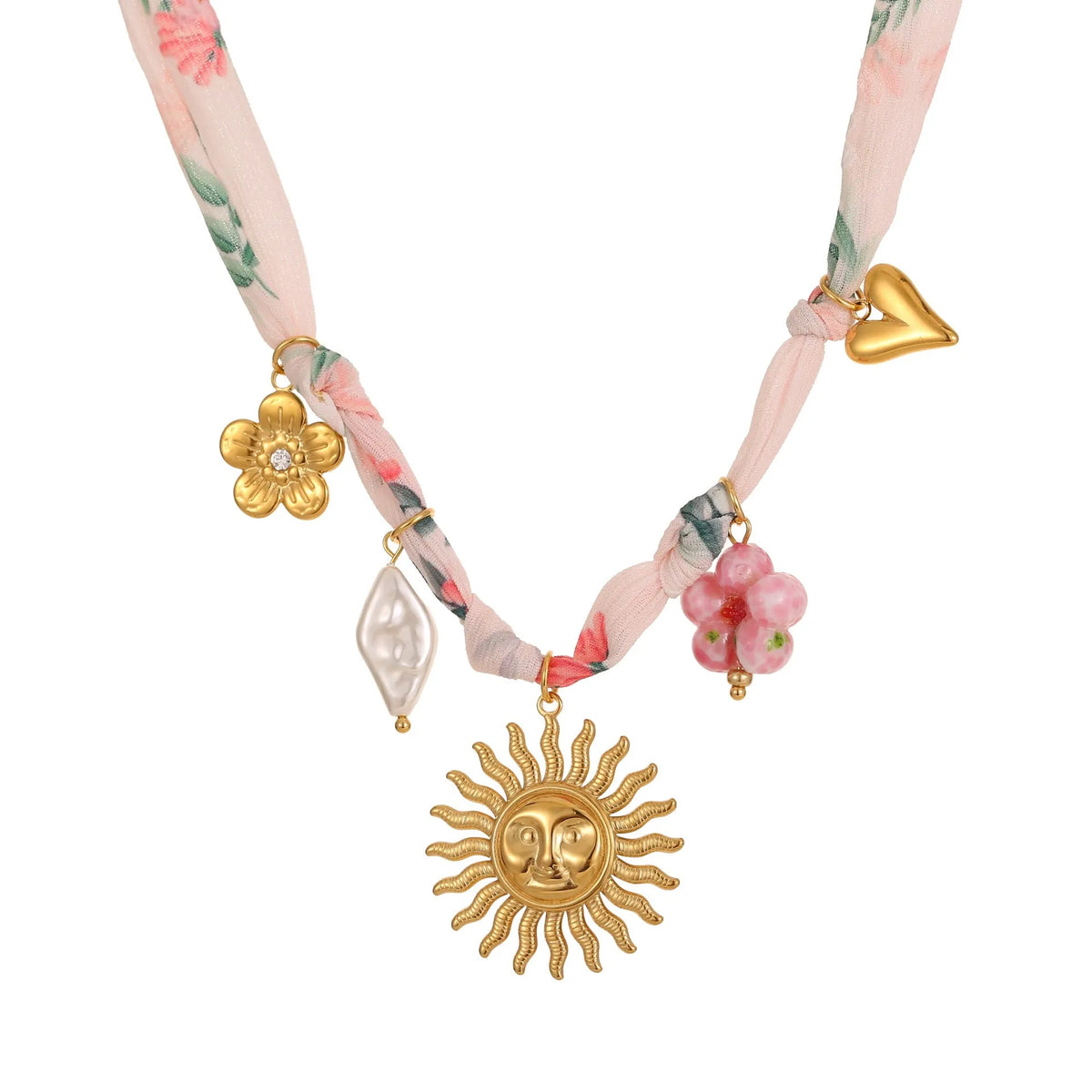 Stainless steel necklace with 18K electroplated geometric pendant on regular chain