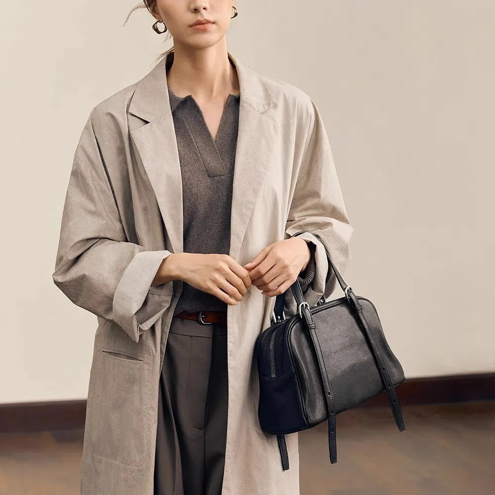 Women's retro genuine leather shoulder bag in horizontal square design with dual straps