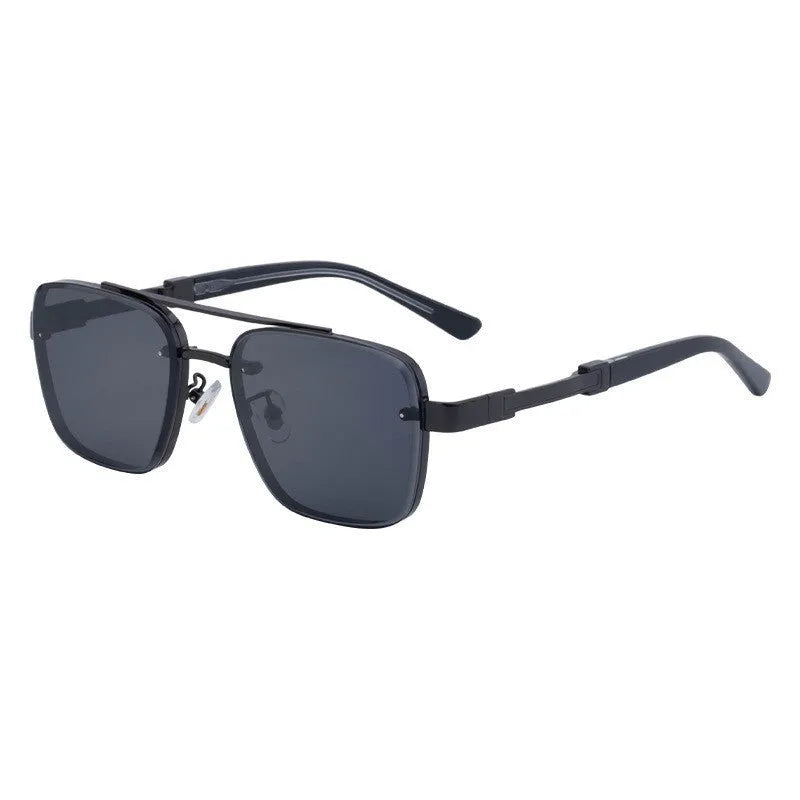 Men's vintage sunglasses with polycarbonate lenses in multiple colour options including gold gradient blue