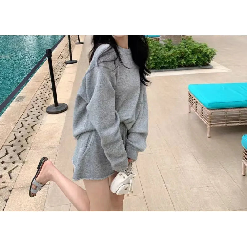 Loose-fitting long sleeve sweater and knitted wide leg fifth pants two-piece set in grey acrylic blend