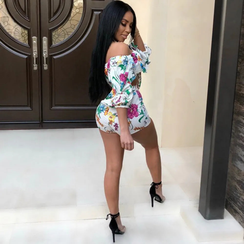 Women's multicolour digital print two-piece lounge set with fleece-lined long sleeves and matching shorts