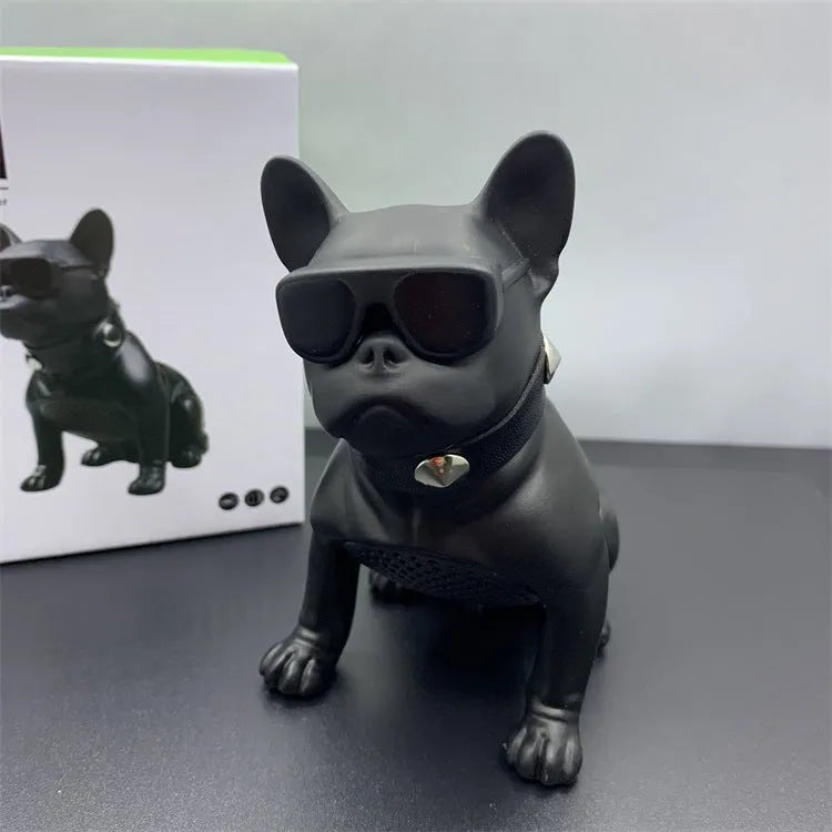 Mini full-body bulldog Bluetooth speaker in black, red or white colour options