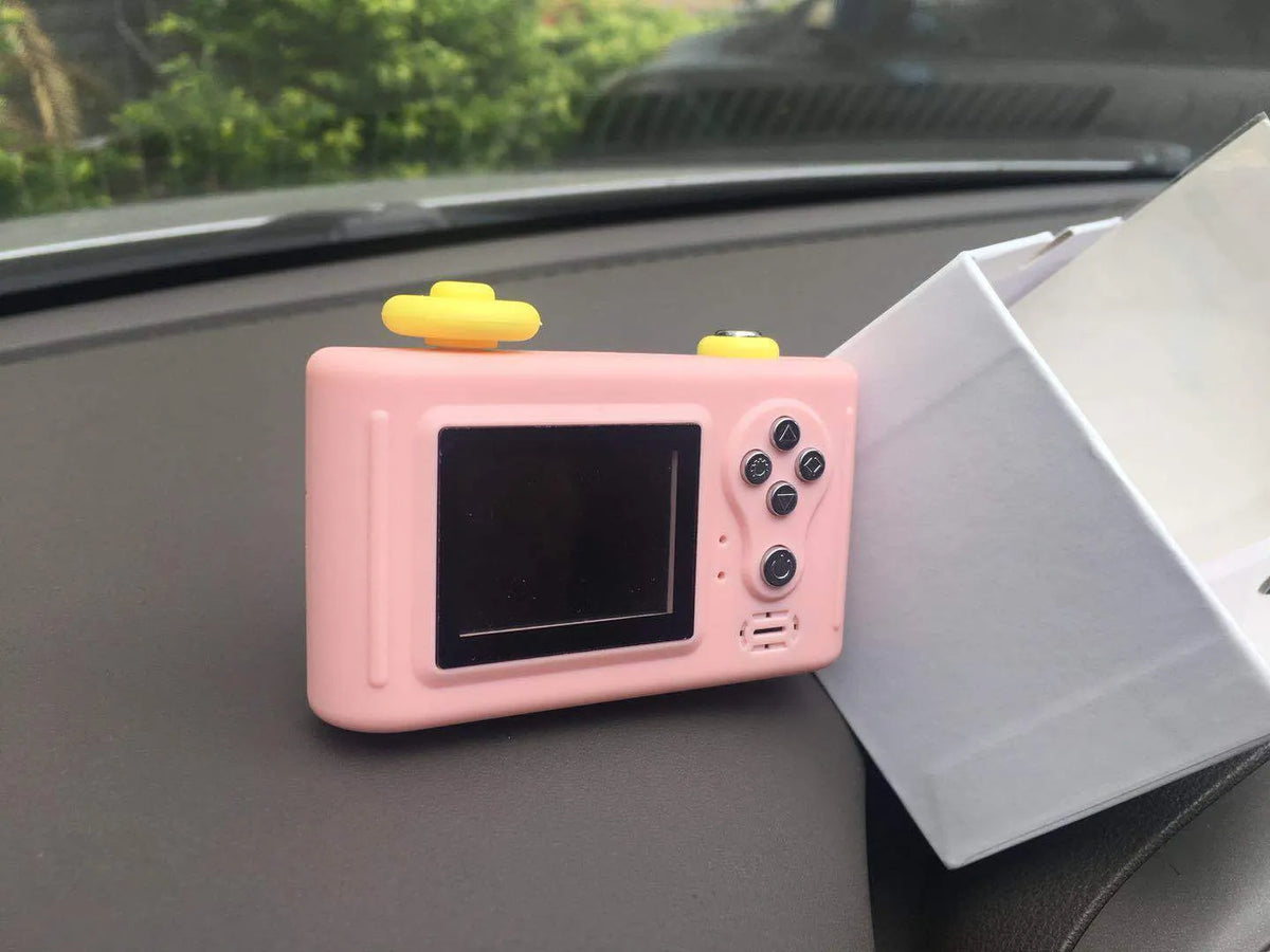 GIMON children's educational digital camera with 1.5 inch display, blue or pink, 2592 x 1944 resolution, 75 x 50 x 20 mm