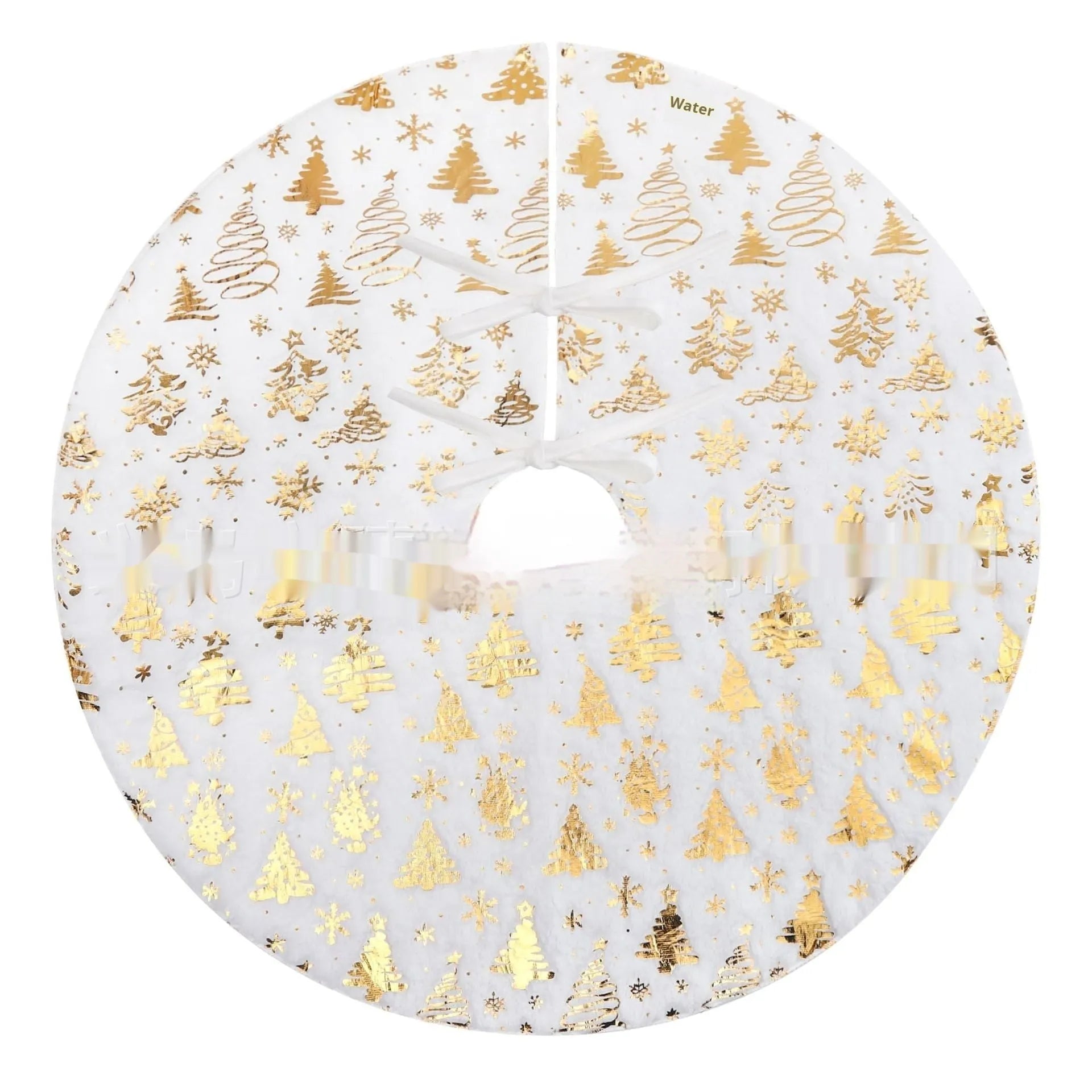 Gilding snowflake design on a plush Christmas tree style rug in multiple size options.