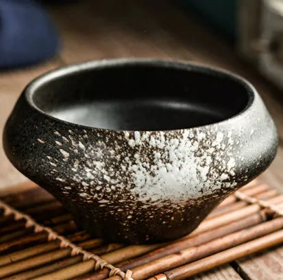 Ceramic Japanese soup bowl with stone conch bowl pattern, porcelain construction, microwave safe
