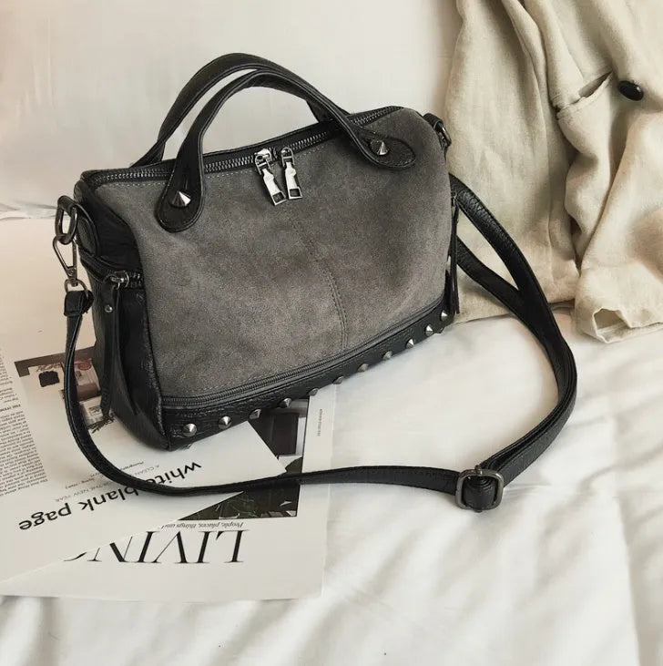 Large soft PU leather casual tote shoulder bag for women with zipper closure in black colour