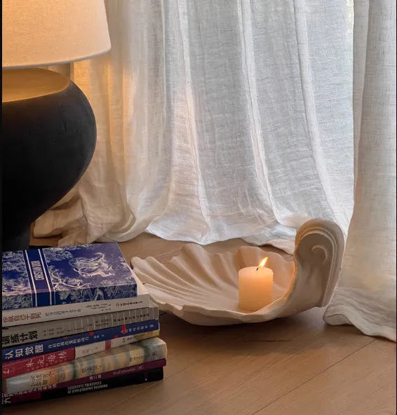 White resin shell fruit plate ornament with light luxury design weighing 1.5kg for home decoration