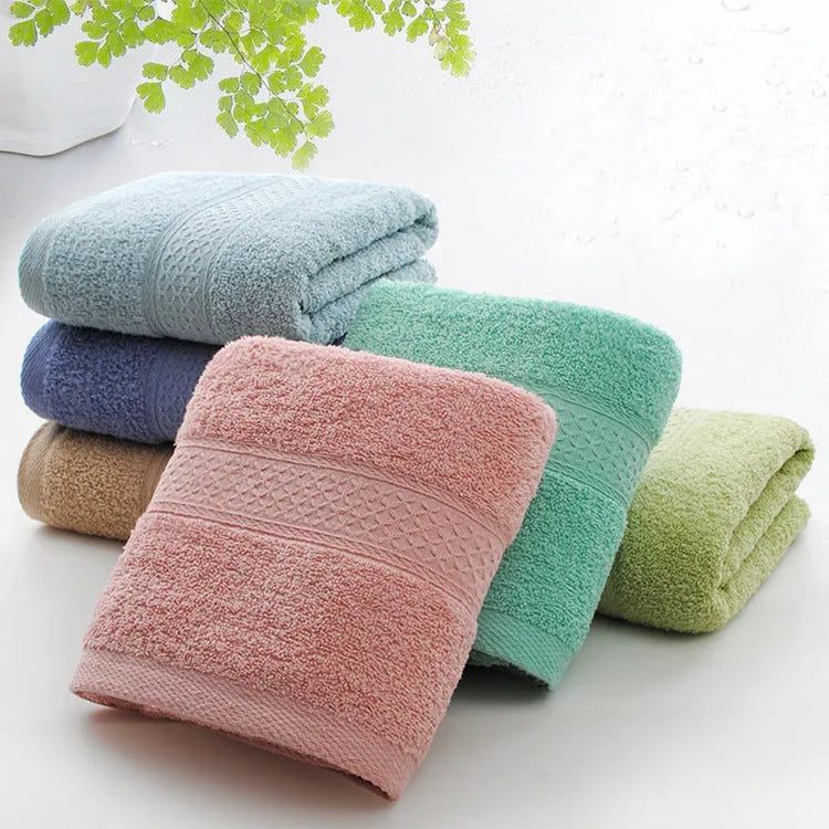 Thickened cotton blend bath towel shown in Apple Green colour option.