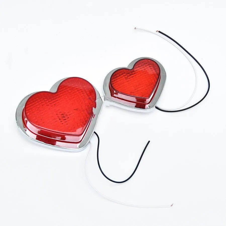 Heart-shaped 12V LED auto sidelight for fender mounting in multiple colours